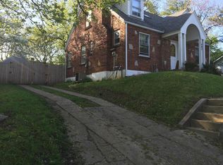 402 Kenilworth Rd, Louisville, KY 40206