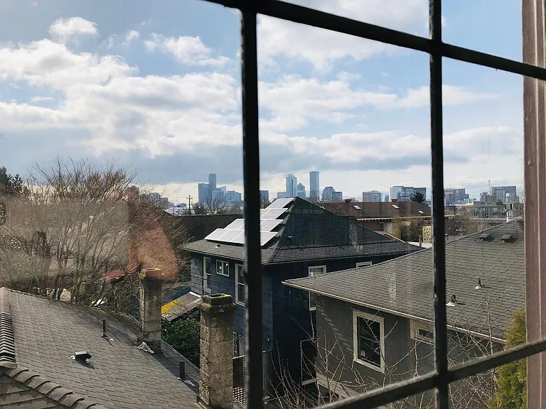 633 12th Ave E #25 — Photo 8