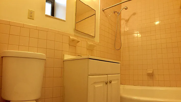 Rented by Keller Williams NYC | media 29