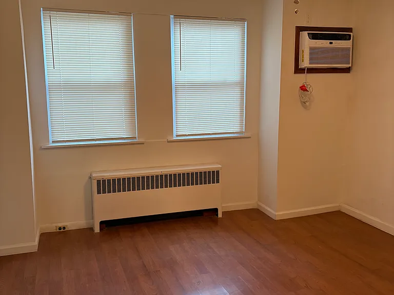 2641 S Beulah St — Photo 5