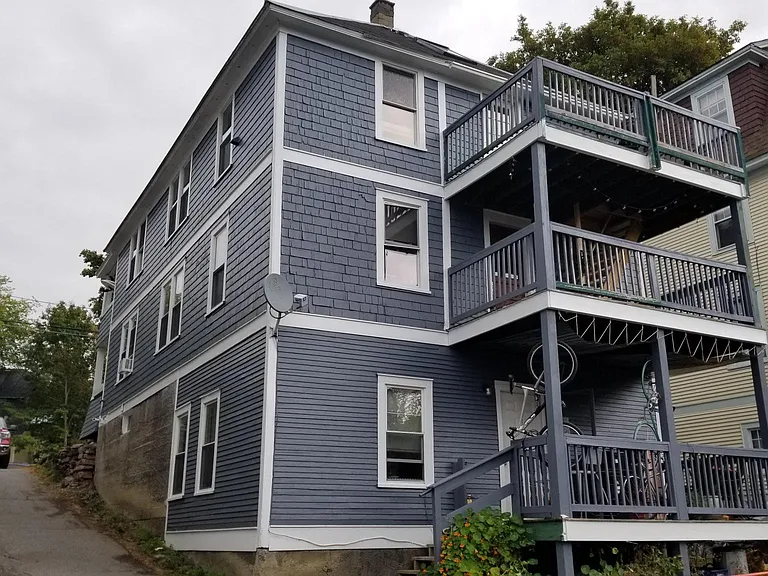 475 Saint Paul St — Photo 3