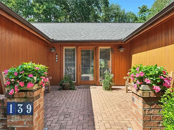 3rd image of 139 Indianola Rd