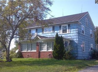 758 W Main St, Apple Creek, OH 44606