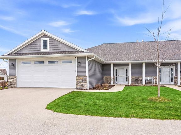 2nd image of 7989 Oakmont Way #403