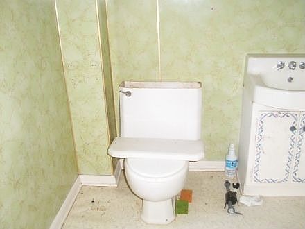 5th image of 500 E Sellar St