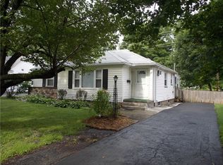 777 S Grosvenor Rd, Rochester, NY 14618