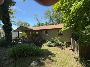 1963 Point Marion Rd, Morgantown, WV 26508