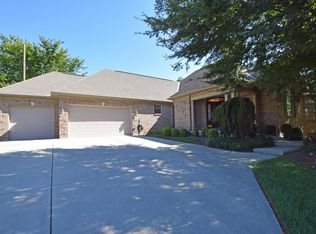 2207 Wolfangel Rd, Cincinnati, OH 45244