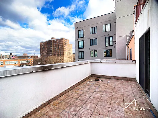 Rented by The Agency | media 3