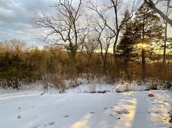 633 Woodward Ave, Robertsville, MO 63072