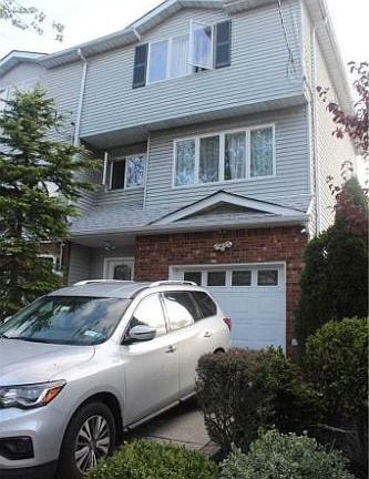 2nd image of 479 Elverton Ave