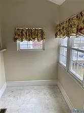 1311 Byron St — Photo 5