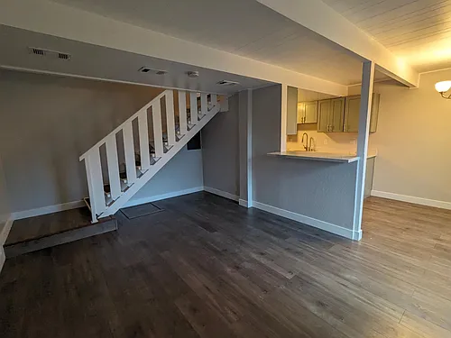 4252 Davis St #3 Photo 1
