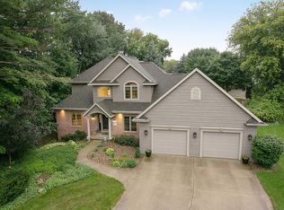 1035 Coprinus Ct, Green Bay, WI 54313