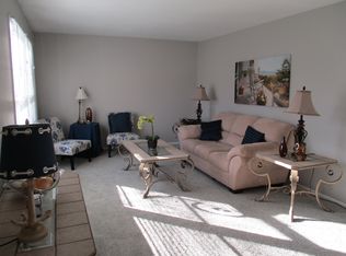 2701 Woodale Ct, Quincy, IL 62301