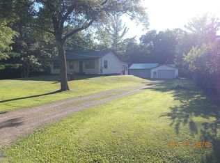 5372 210th St, Cadott, WI 54727