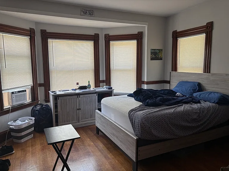 1122 Adams St #1 — Photo 5