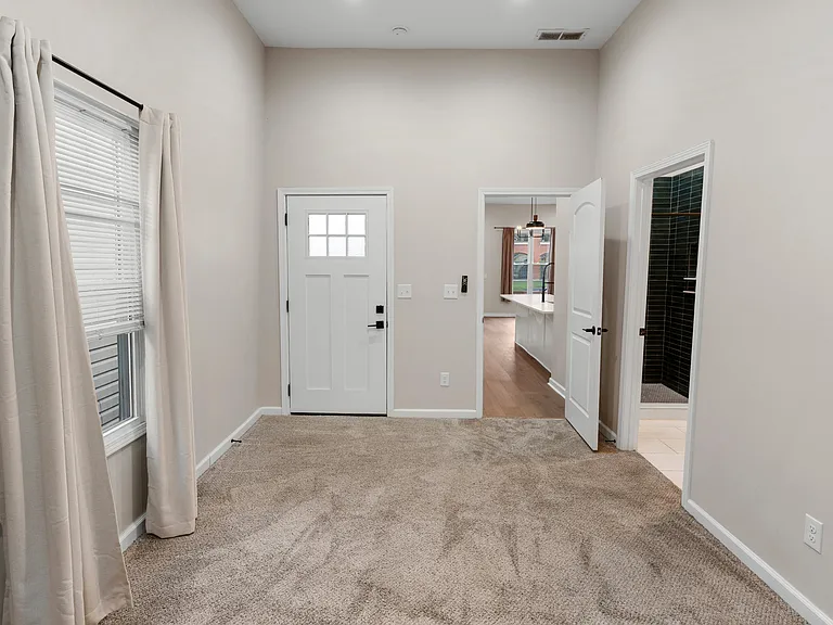 945 Goss Ave — Photo 19
