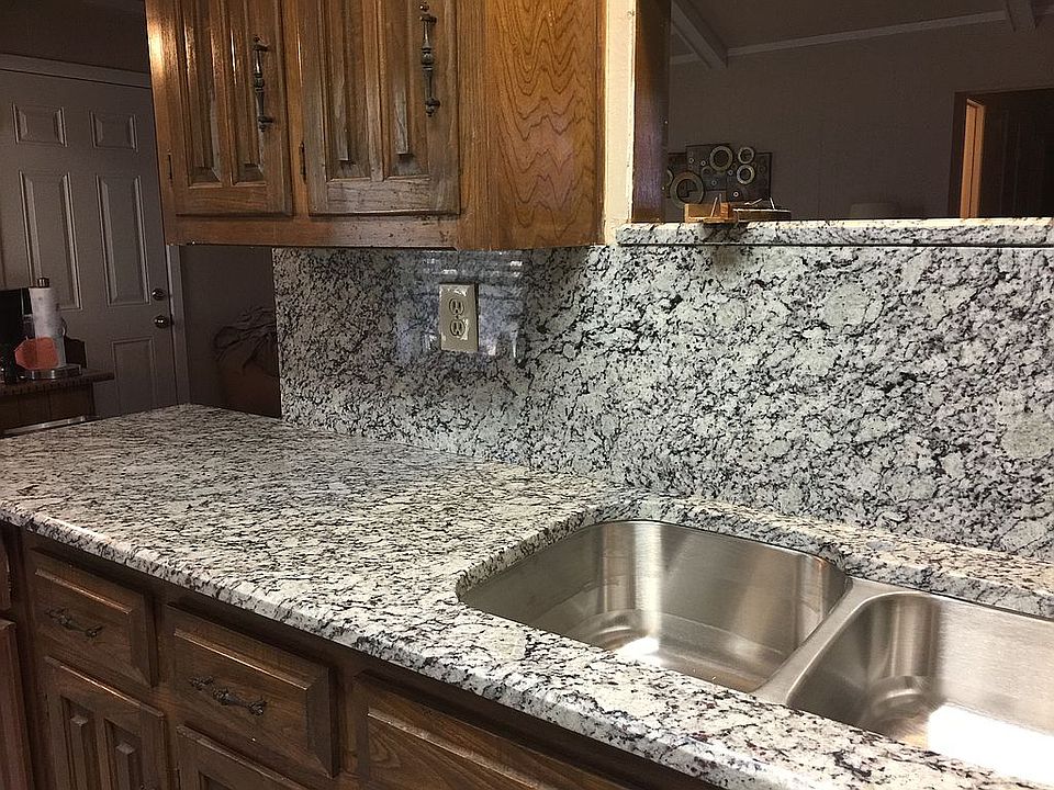 2nd image of 128 Dunn St