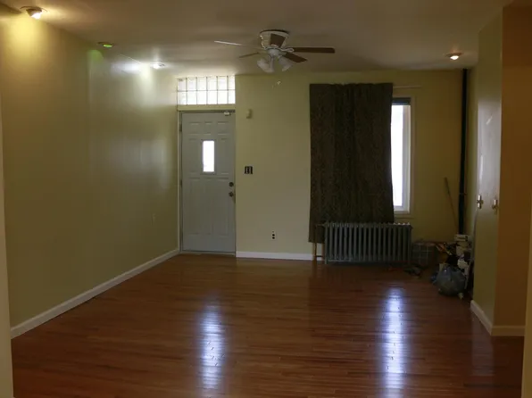 2454 S Millick St, Philadelphia, PA 19142