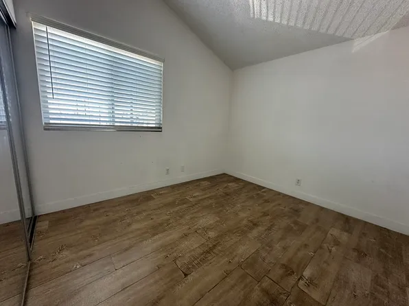 4950 68th St, San Diego, CA