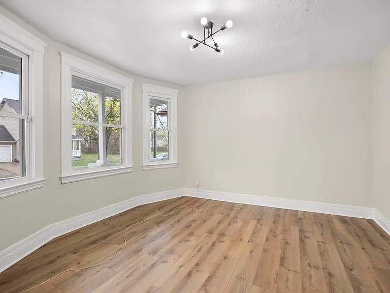 4510 Harding St — Photo 5