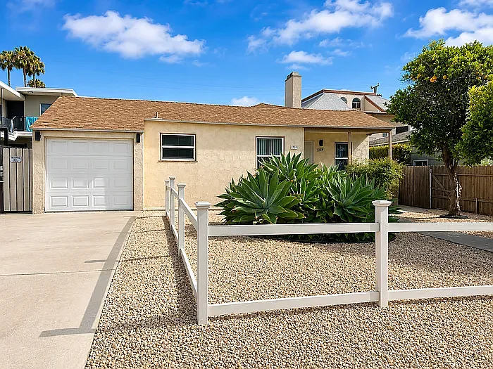 2258 Felspar St — Photo 9