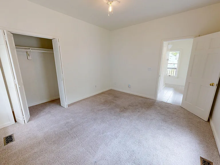 146 Baycliff Trl — Photo 28