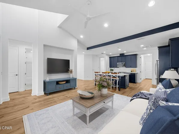 9228 Cool Breeze Dr, Panama City Beach, FL 32413