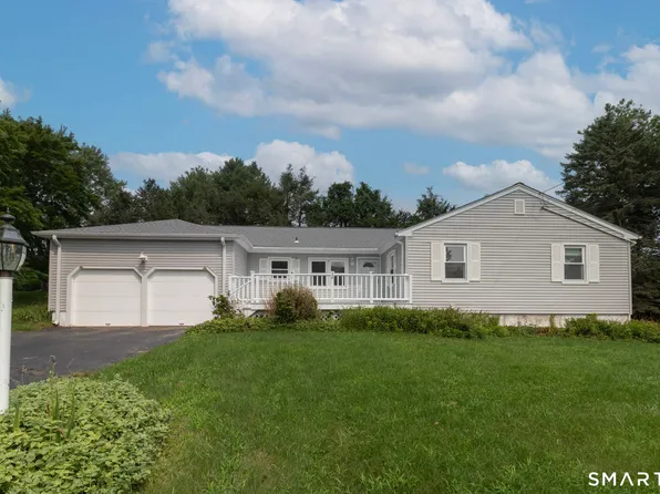 605 South Greenbrier Drive, Orange, CT 06477