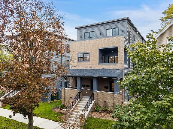 2nd image of 826 Fairview Ave #3