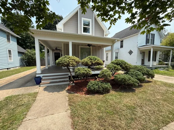 1411 S State St, Saint Joseph, MI 49085