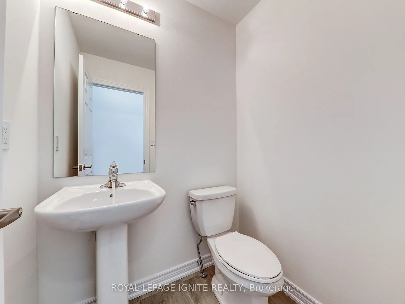 3 bed, $2,999 — Photo 4