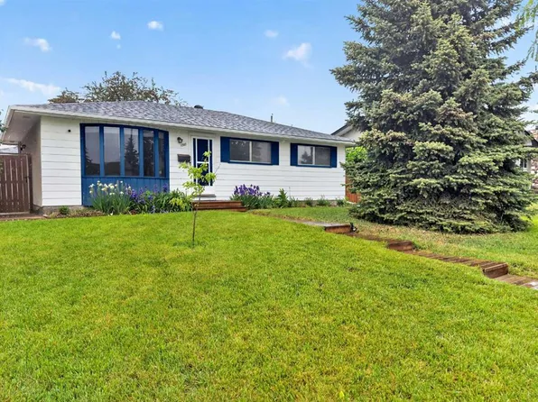 1203 E 34th St SE, Calgary, AB T2A 0Z7