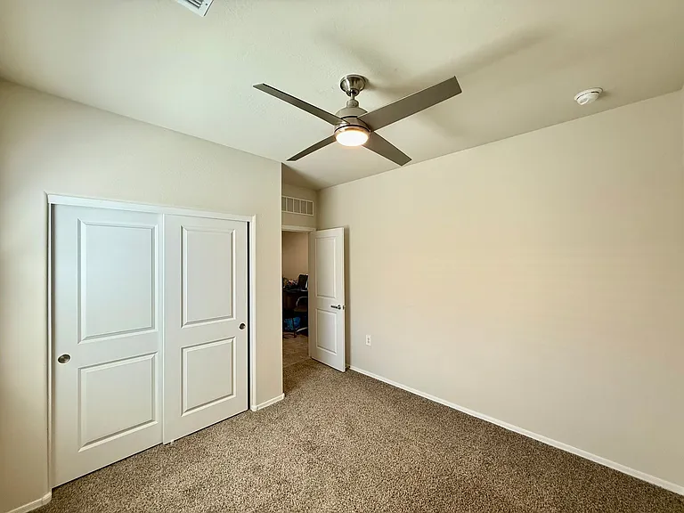 2207 S 46th St — Photo 23