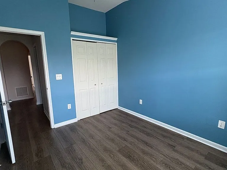 607 Crystal Way — Photo 20