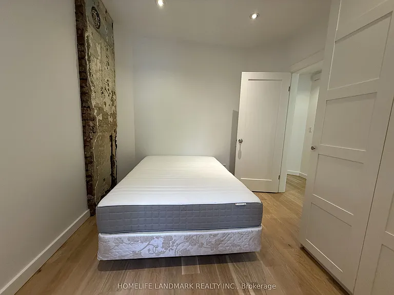 80 Rockwell Ave #1 — Photo 9