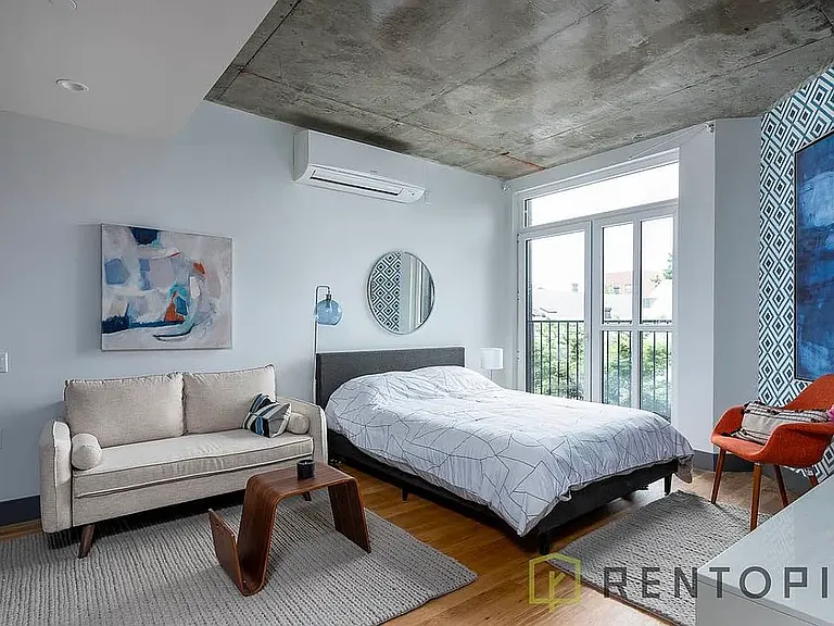 338 Evergreen Ave #229N — Photo 1