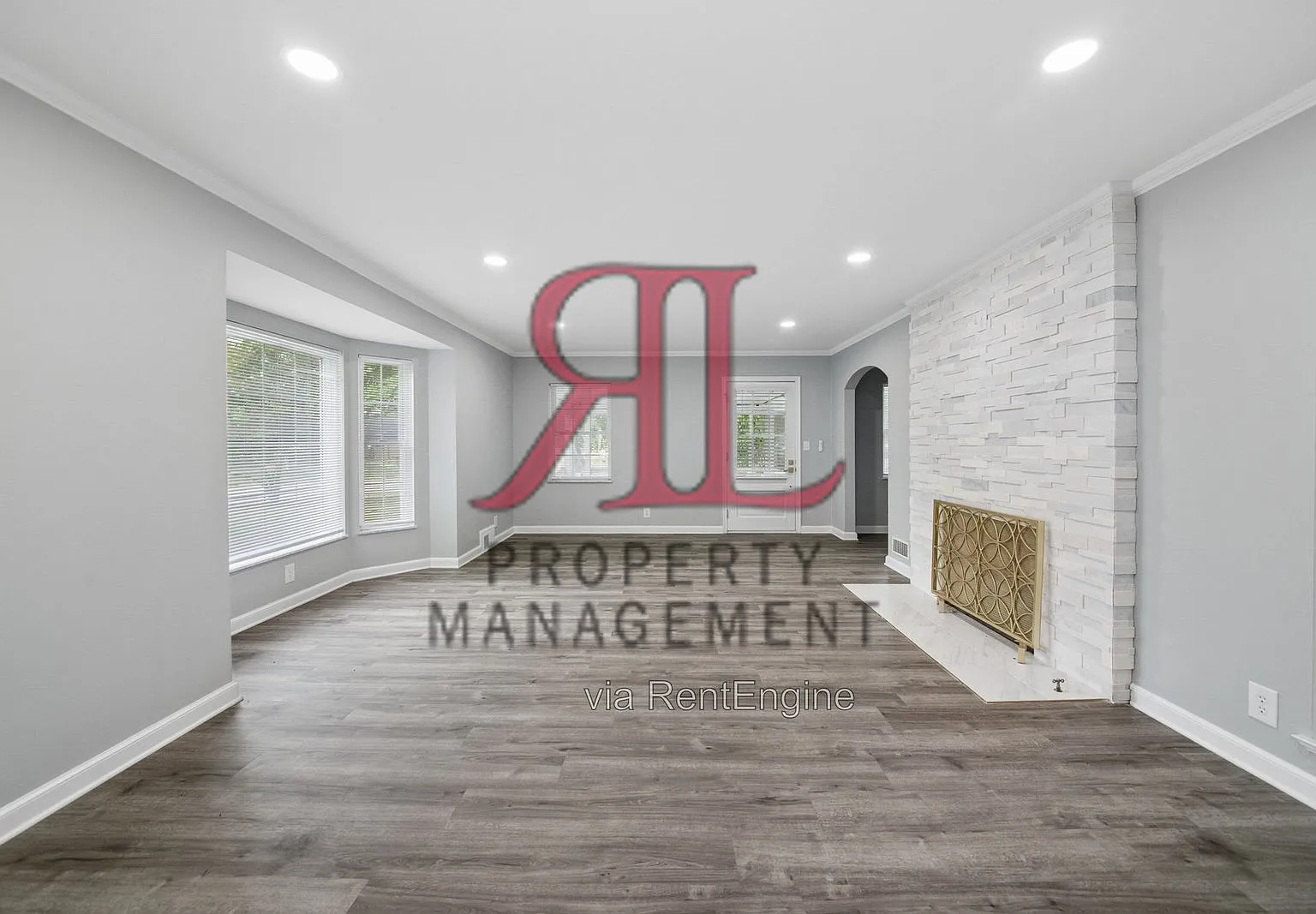 3 bed, 3.5 bath, 3688 sqft, $4,200 — Photo 4