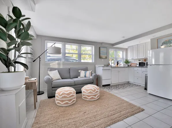 421 11th Ave NE #2, Saint Petersburg, FL 33701