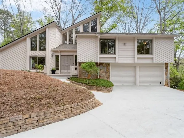 740 Rio Grande Dr, Johns Creek, GA 30022