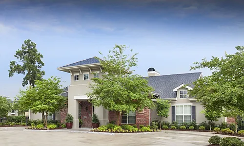 Country Club Pointe Apartment Homes Photo 1