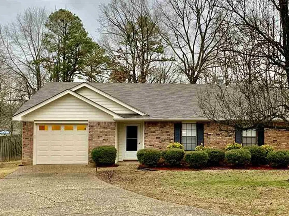 81 Oak Forest Loop