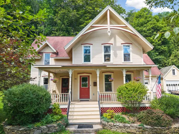 90 Grove St, Cooperstown, NY 13326