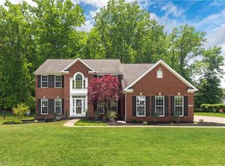 31512 Winners Cir, Avon Lake, OH 44012