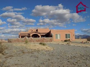 5050 Vista Chico Loop, Las Cruces, NM 88012