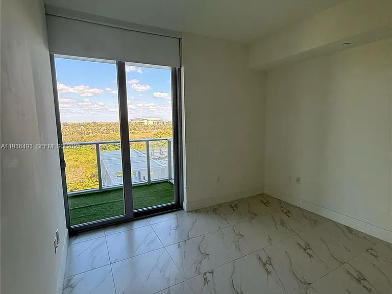 2000 Metropica Way #901 — Photo 17