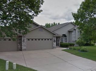2711 92nd Ln NE, blaine, MN 55449