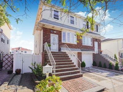 69 Thornycroft Ave, Staten Island, NY, 10312