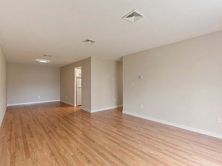 45 Loomis St #317 — Photo 2